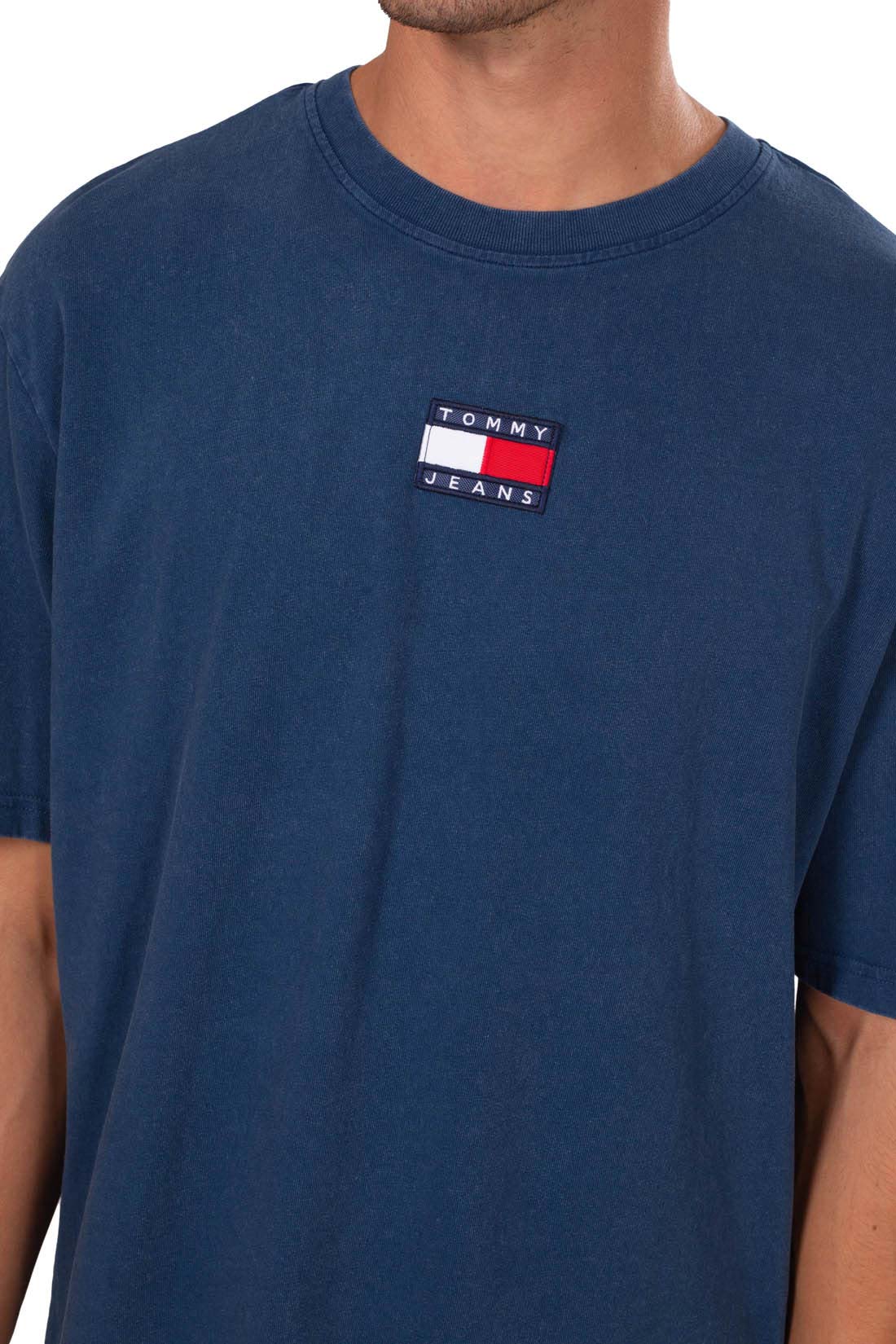 TOMMY JEANS - Men's relaxed T-shirt with a washed effect
