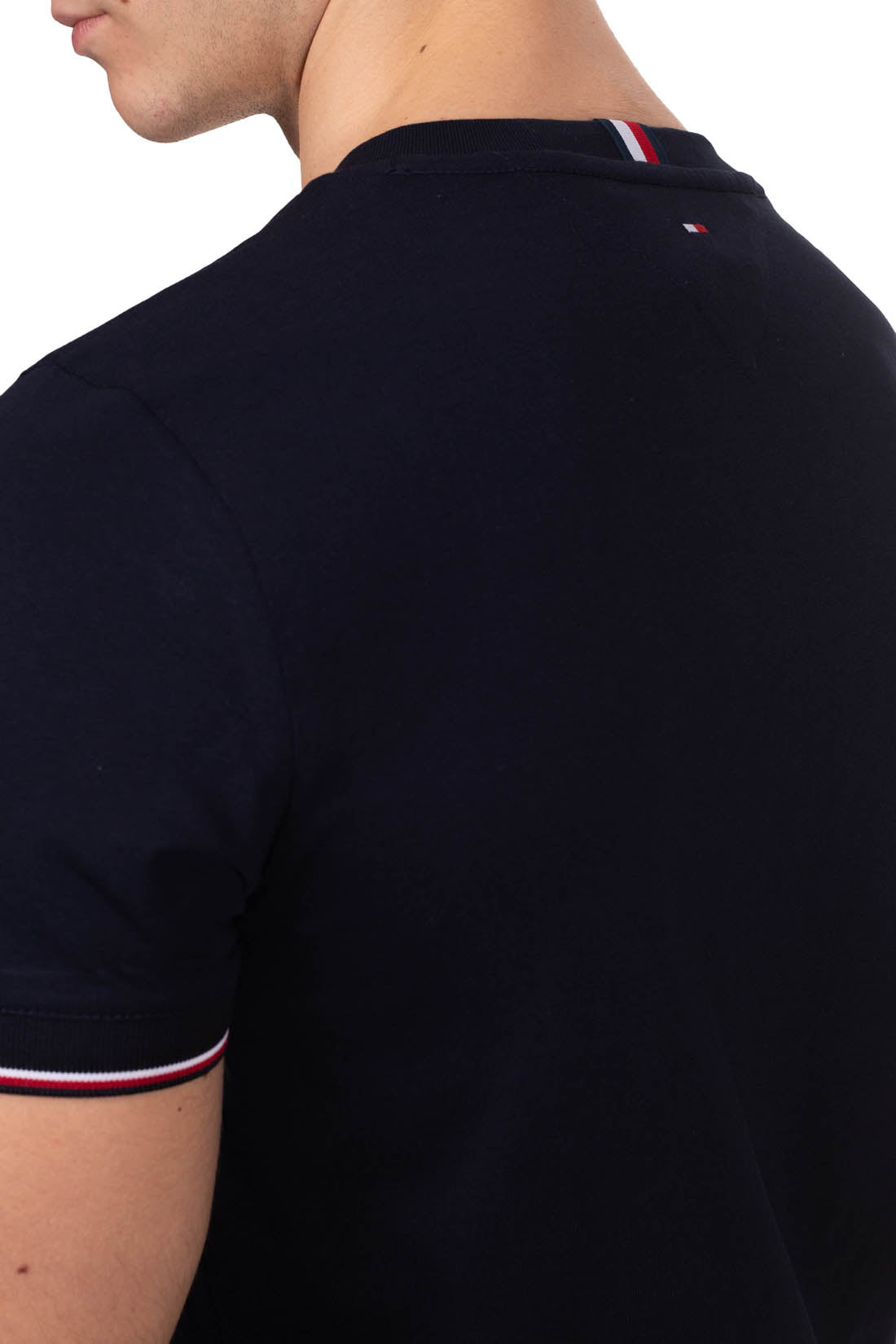 TOMMY HILFIGER – Slim-Fit Herren-T-Shirt mit Signature-Details