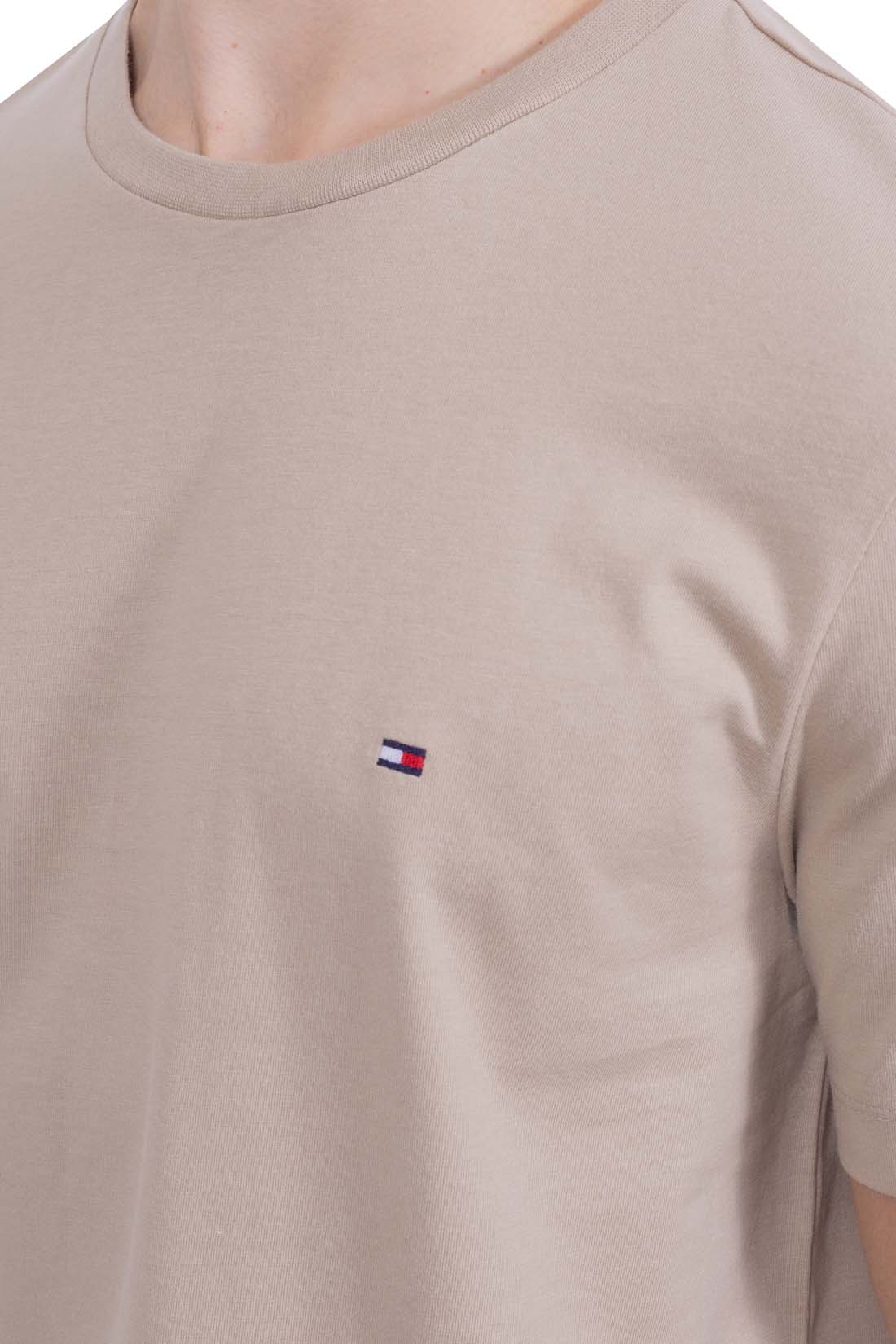 TOMMY HILFIGER - Men's T-shirt in recycled cotton