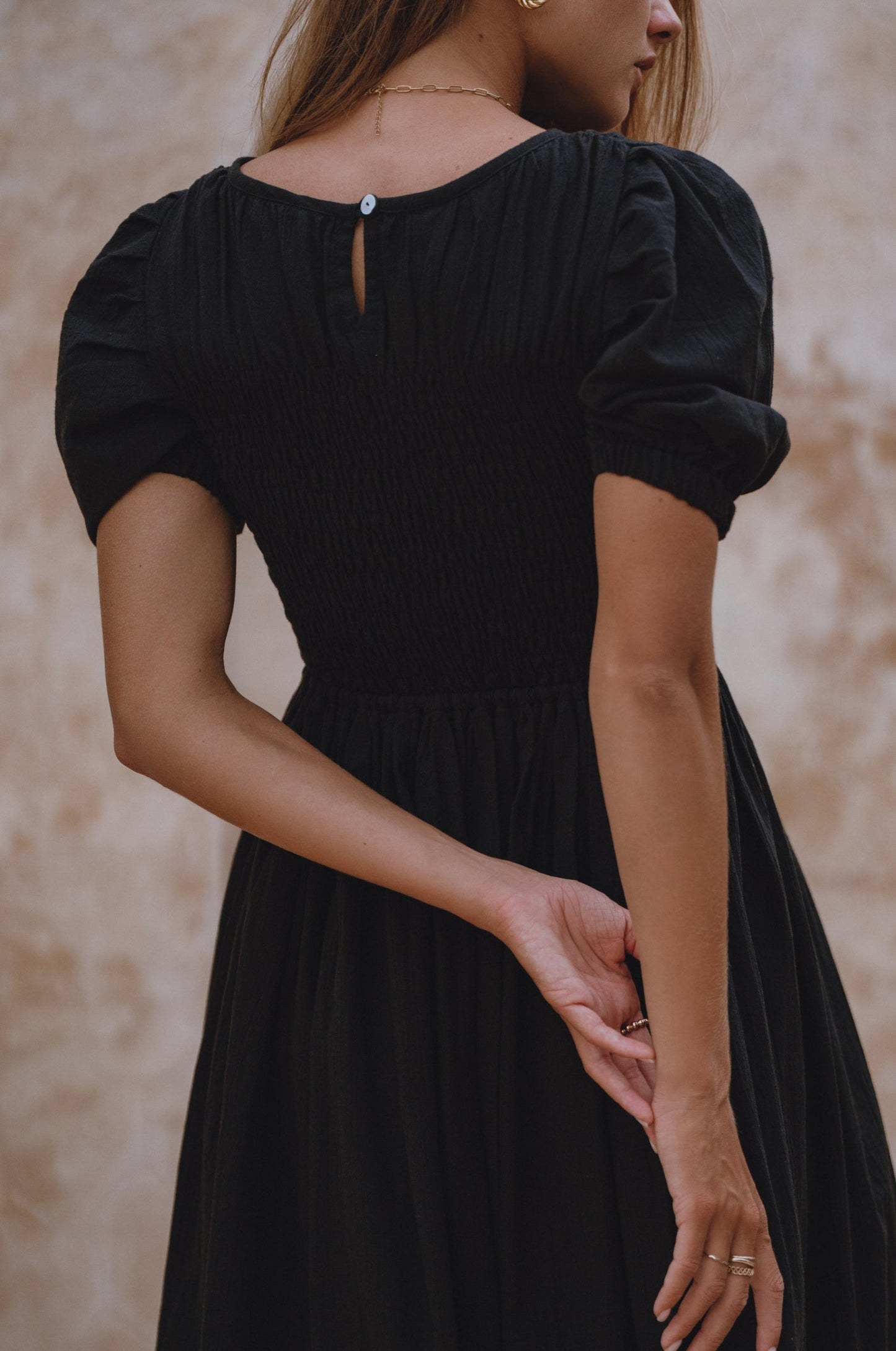 Sophie Smocked Linen Midi Dress Lightweight Puff Sleeve Black-2