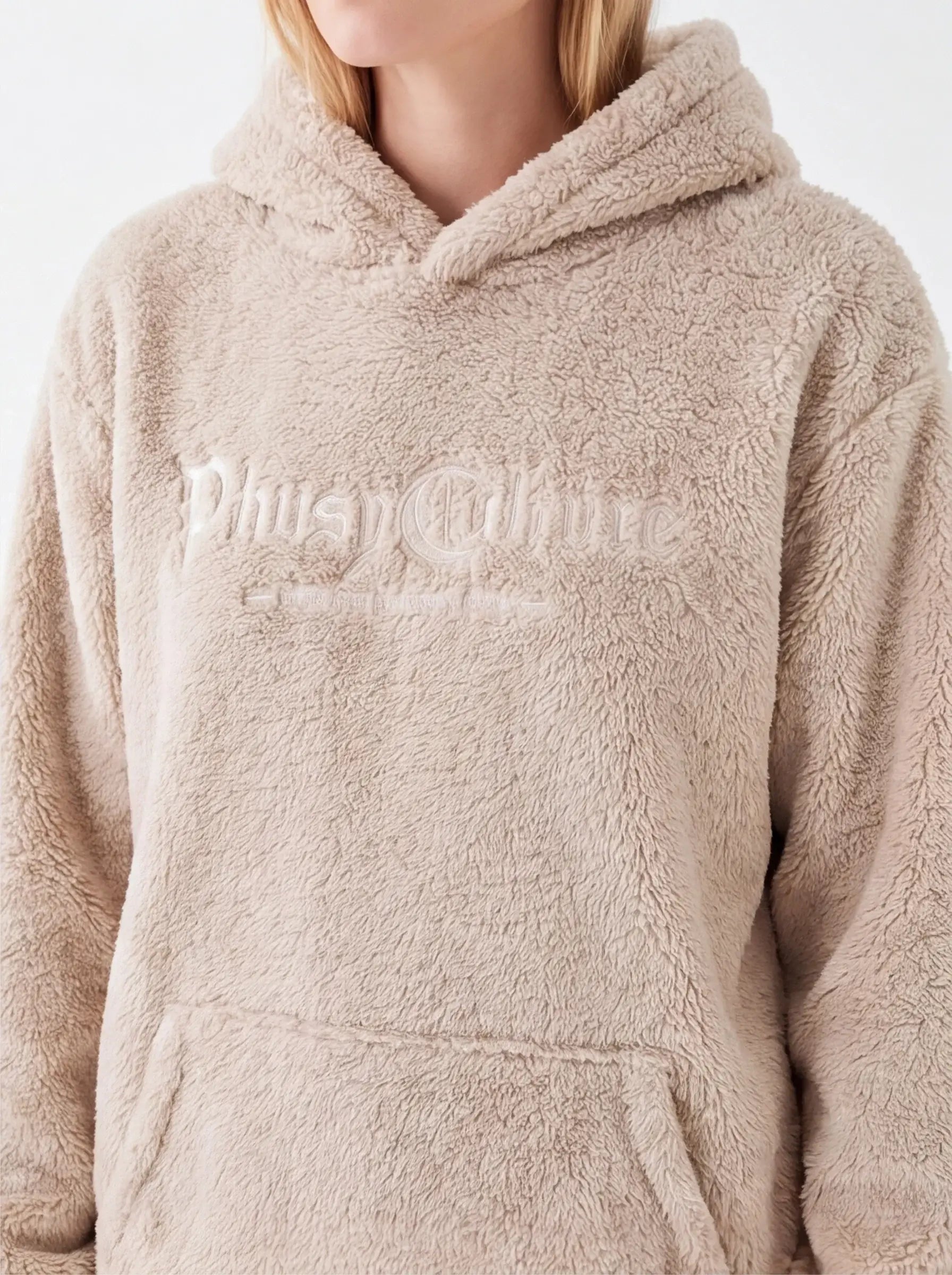 Luxury Dynamic Hoodie for Women Premium Urban Streetwear Spanish Design-2