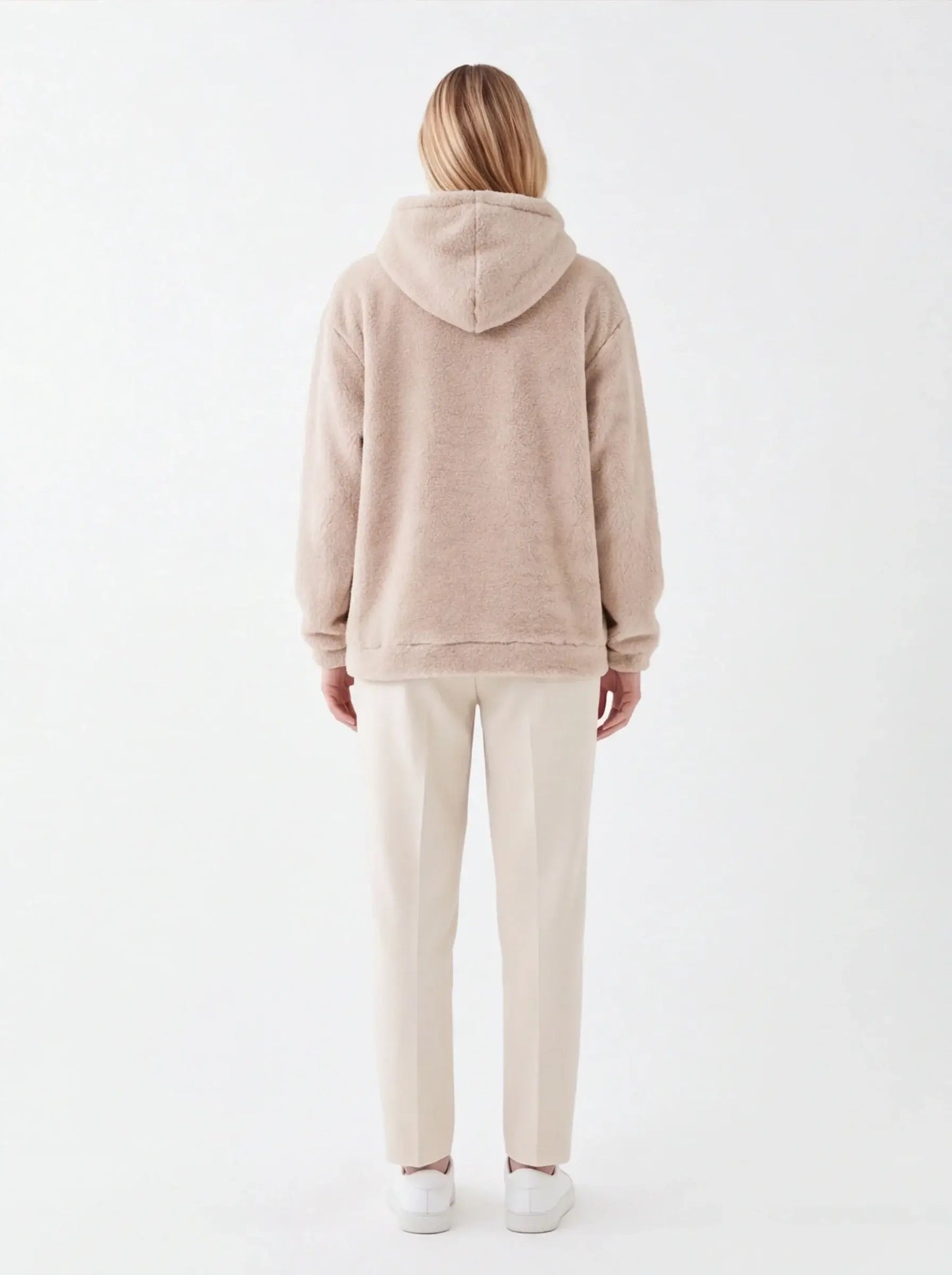 Luxury Dynamic Hoodie for Women Premium Urban Streetwear Spanish Design-4