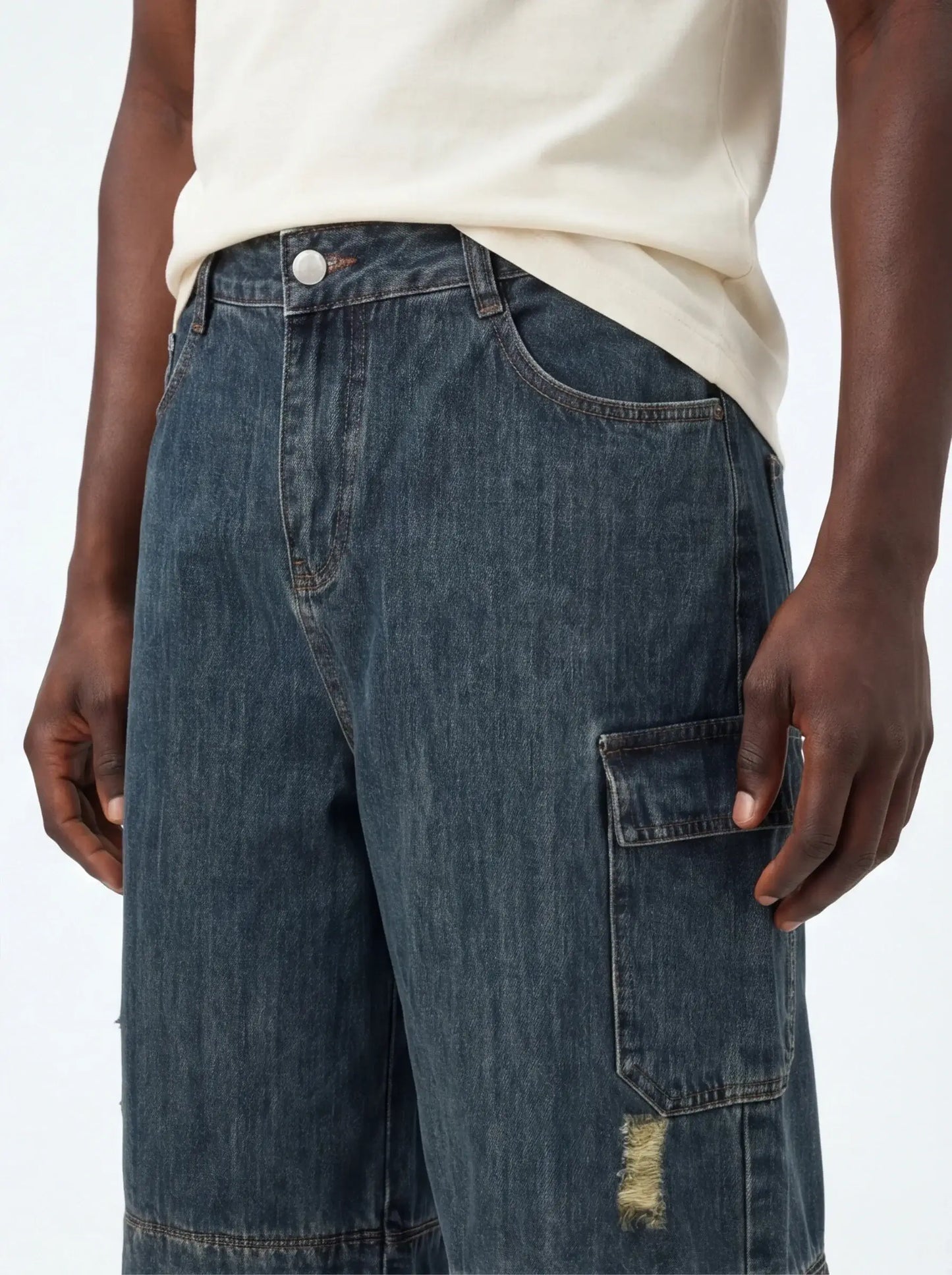 Elevated Egyptian Cotton Three-Quarter Pants Luxury Streetwear for Men-2